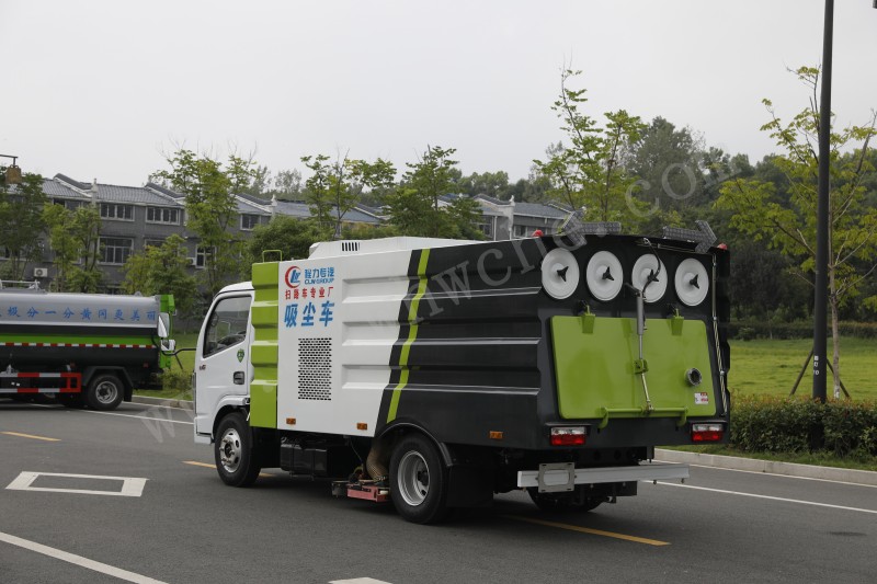 程力汽車 東風多利卡5方吸塵車廠家報價與國六最新車型解析